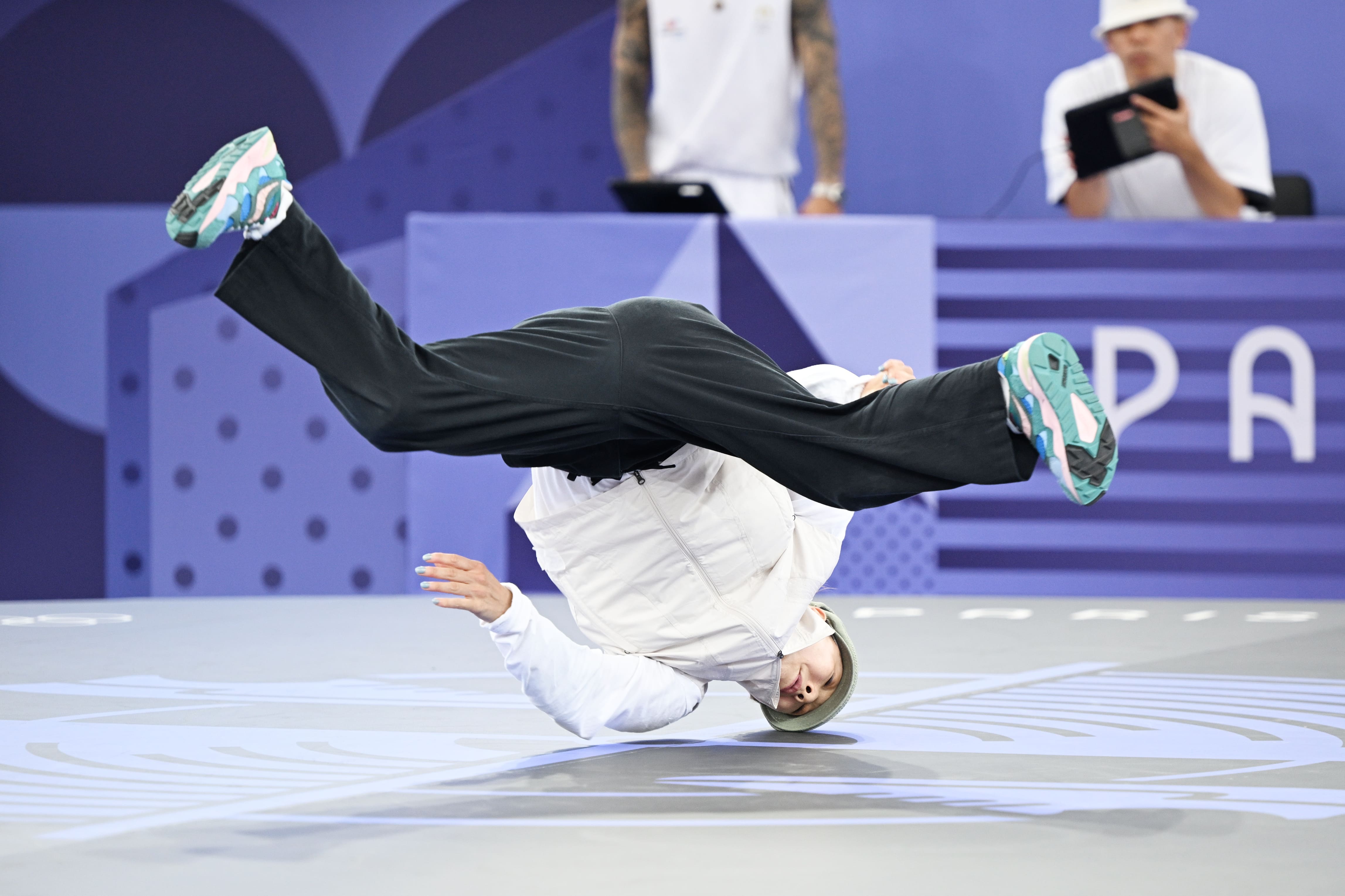 パリ2024大会ブレイキン女子予選