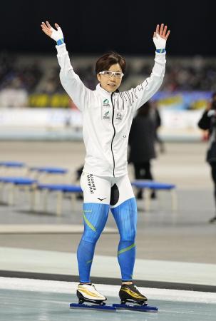 ３６歳小平、引退レースで優勝 スケート平昌五輪金メダル｜JOC - 日本オリンピック委員会