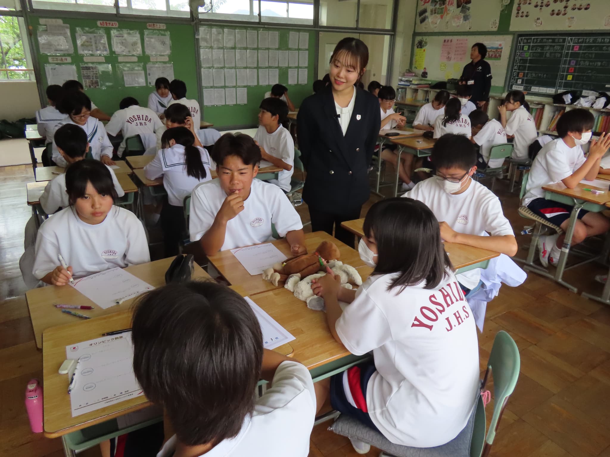 自分が頑張りたいこと、挑戦したいことを出し合う